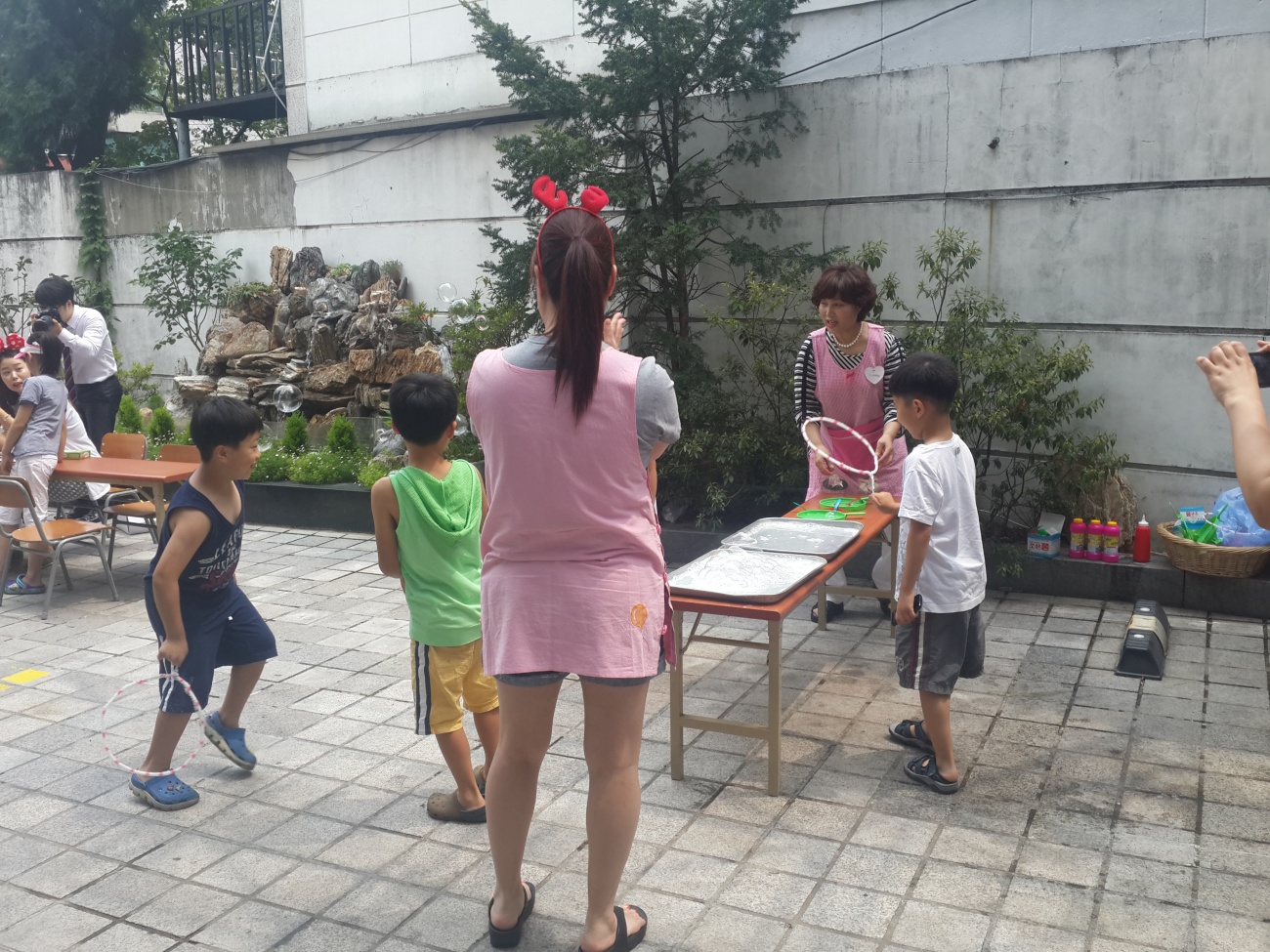 20140712_135514.jpg : 2014년 7월 12일 행사사진 (버블놀이)