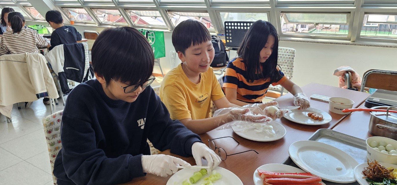 후암교회 초등부-2025.04.26 예꿈 페스타 _쿡 타임_-68472637890.jpg