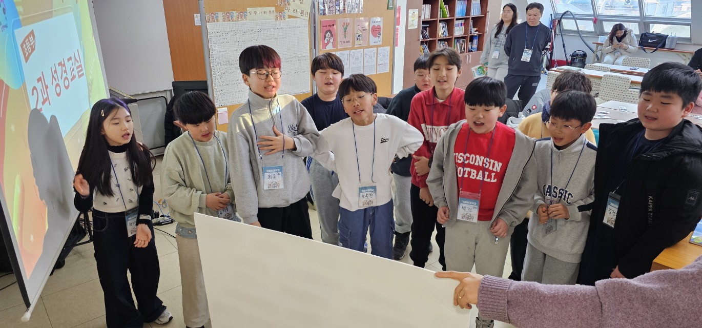 후암교회 초등부-전체 사진-75115646430.jpg
