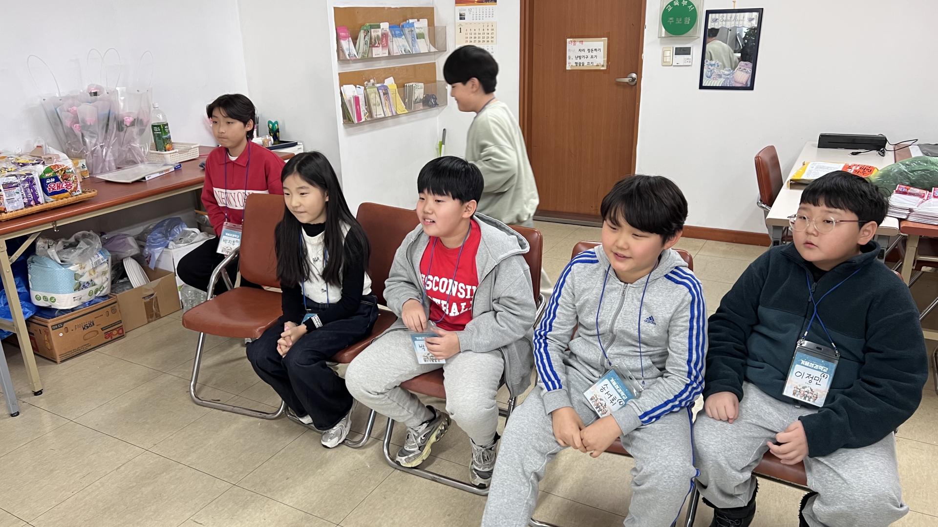 후암교회 초등부-전체 사진-75114900951.jpg