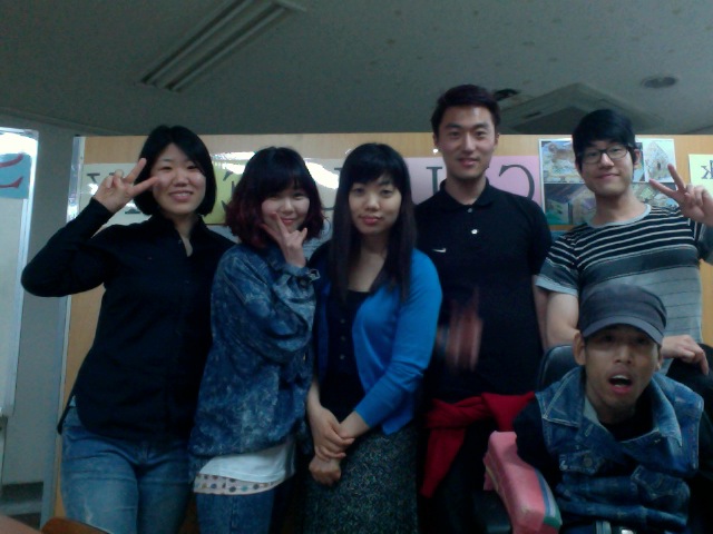 Photo on 2012-04-30 at 21.36.jpg : 20120430 영어 드라마팀 모임